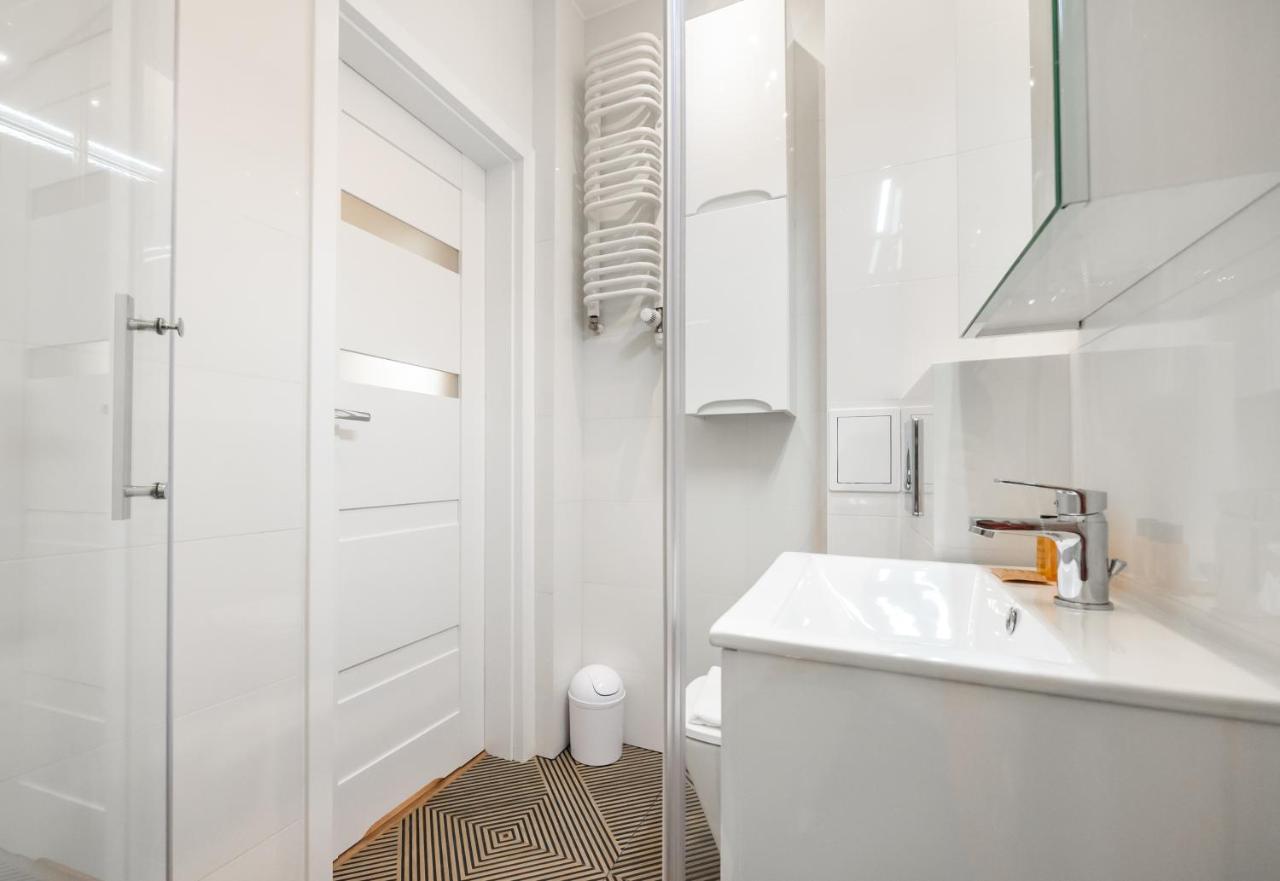 Ochota Sunny Apartment Warsaw